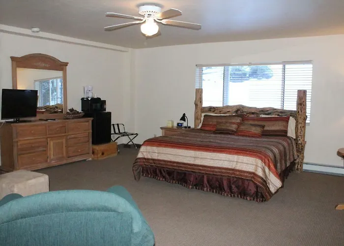 Peaks Resort